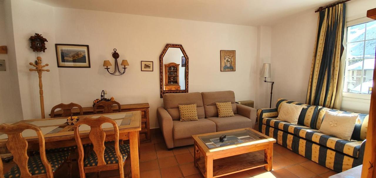 Imeda Apartamento Enebro Sierra Nevada Luaran gambar